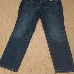 Sonoma 6 Short Womens Jeans